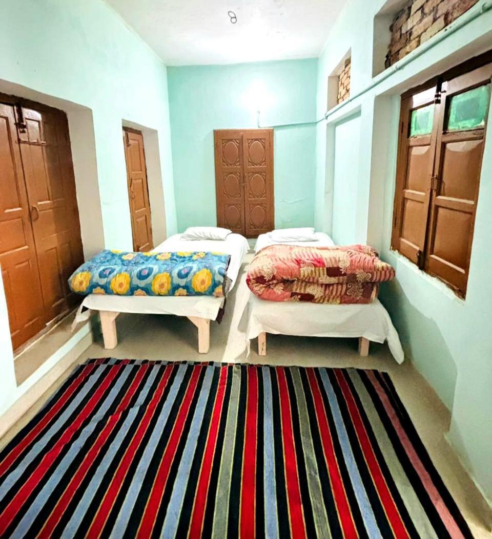 Shree Valmiki Home Stay Ayodhya Eksteriør billede